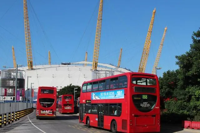 February Bliss Special, Unwind In Style With Our Exclusive Sa Promo, Book Now Apartment London